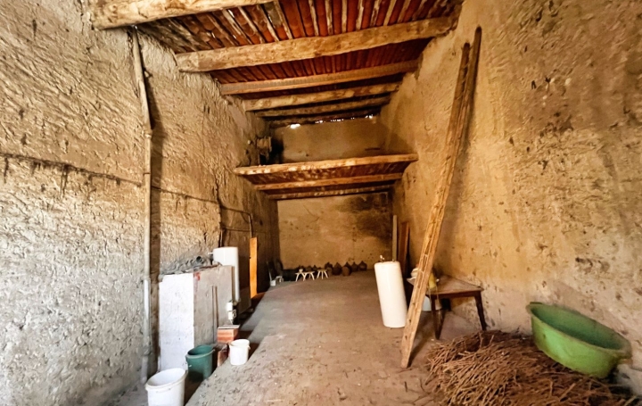 Maison ARGELIERS (11120)  220 m2 211 000 € 