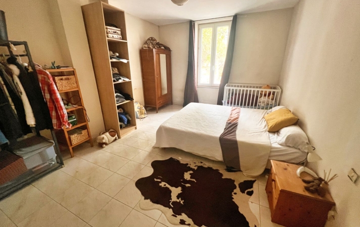 Maison BIZE-MINERVOIS (11120)  330 m2 263 000 € 