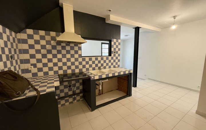 Immeuble NARBONNE (11100)  135 m2 315 000 € 