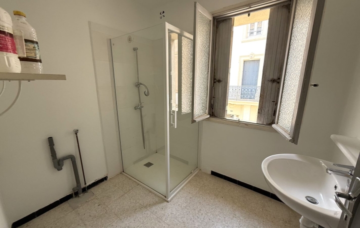 Immeuble NARBONNE (11100)  135 m2 315 000 € 