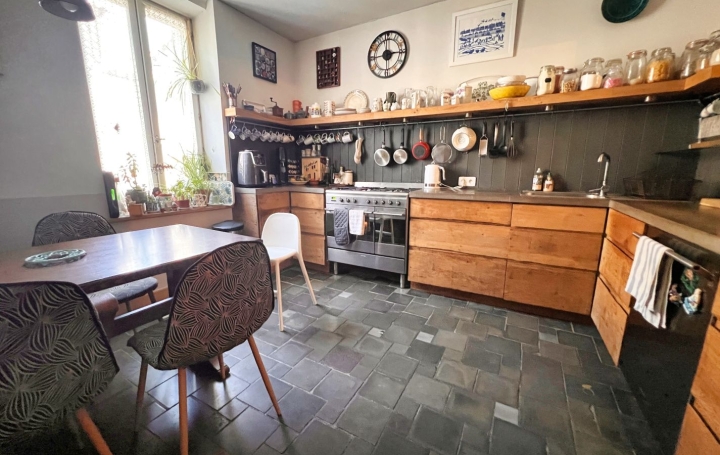 Maison MONTOULIERS (34310)  238 m2 349 999 € 