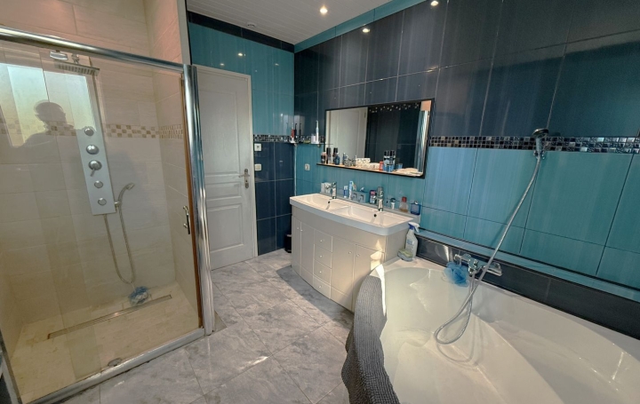 Villa CRUZY (34310)  138 m2 312 000 € 