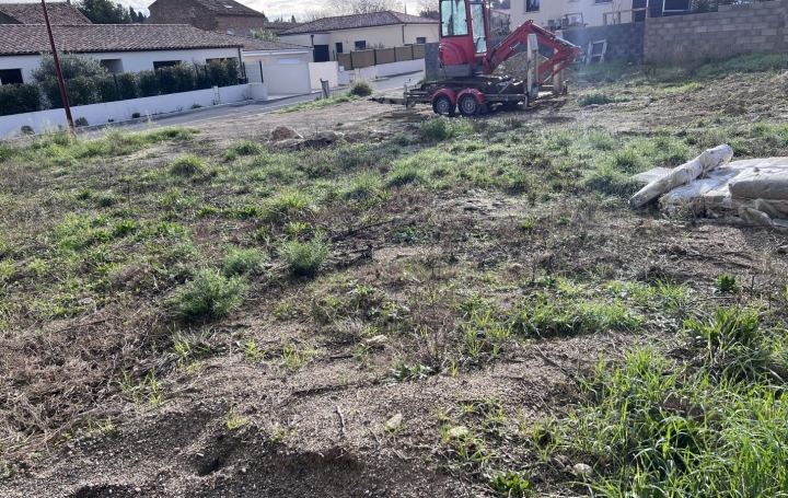 Terrain CRUZY (34310)   81 000 € 