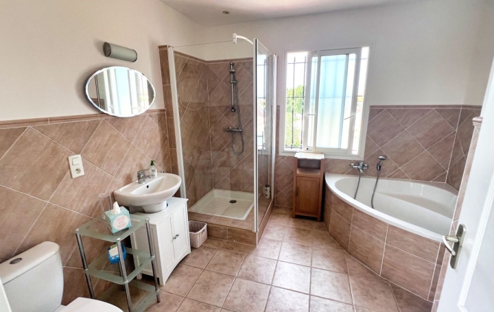 Maison PARAZA (11200)  168 m2 483 000 € 