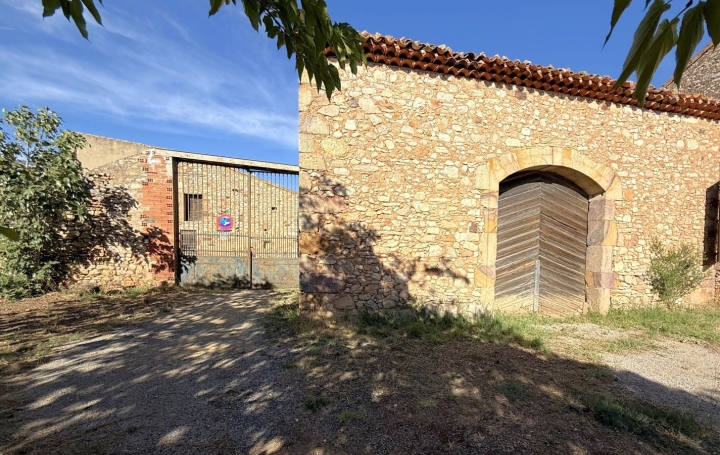 Domaines / Propriétés VILLESPASSANS (34360) 340 m<sup>2</sup> 174 000 € 