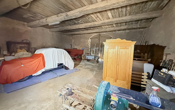 Domaine VILLESPASSANS (34360)  340 m2 174 000 € 