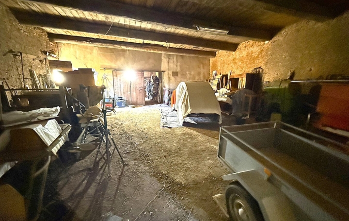 Domaine VILLESPASSANS (34360)  340 m2 174 000 € 