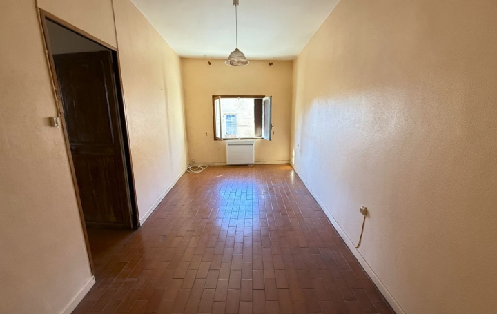 Maison de village OUVEILLAN (11590)  99 m2 79 000 € 
