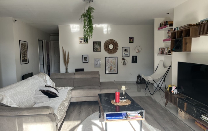 Villa MOUSSAN (11120)  115 m2 360 000 € 