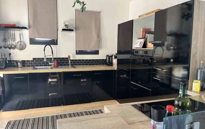 Villa MOUSSAN (11120)  115 m2 360 000 € 