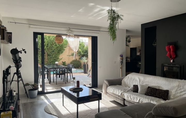 Villa MOUSSAN (11120)  115 m2 360 000 € 