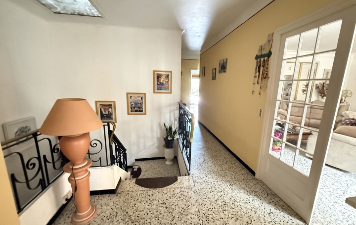 Maison de village OLONZAC (34210)  143 m2 59 000 € 