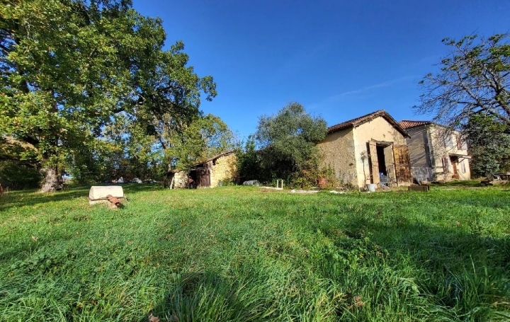 Maison PAVIE (32550)  443 m2 230 000 € 