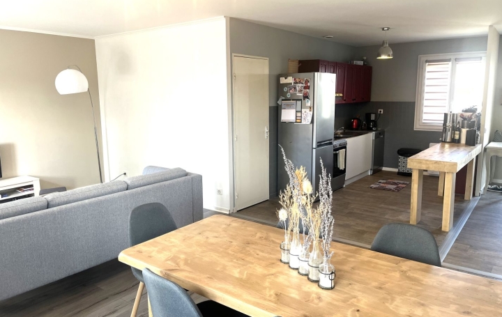 Réseau Immo-diffusion : Maison  AUBIET  73 m2 195 000 € 