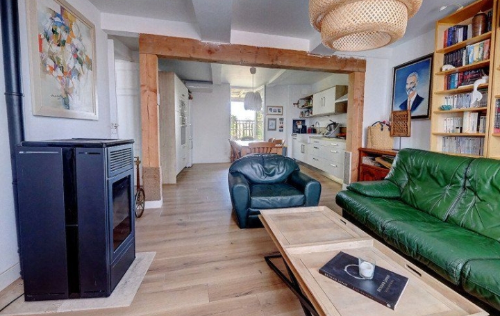 Maison de village CASTELNAU-BARBARENS (32450)  135 m2 205 000 € 