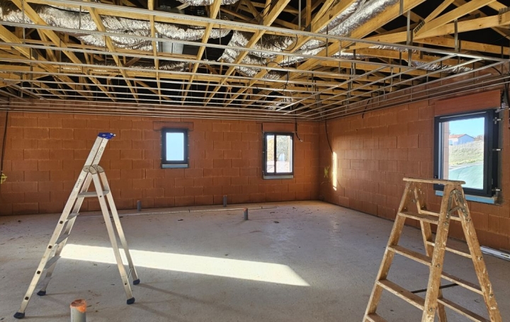 Maison PREIGNAN (32810)  128 m2 356 000 € 