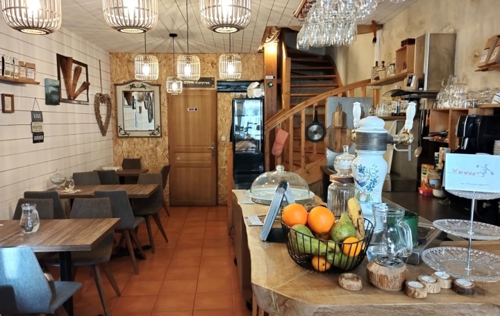 Local commercial LECTOURE (32700)  84 m2 165 000 € 