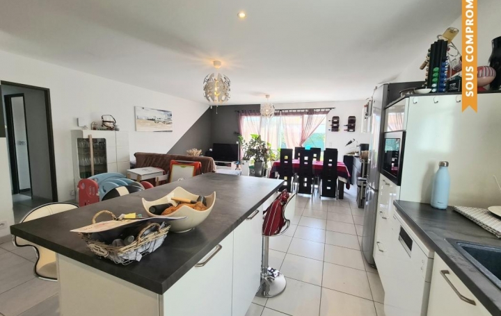 Réseau Immo-diffusion : Maison  SAINT-HIPPOLYTE  93 m2 211 000 € 