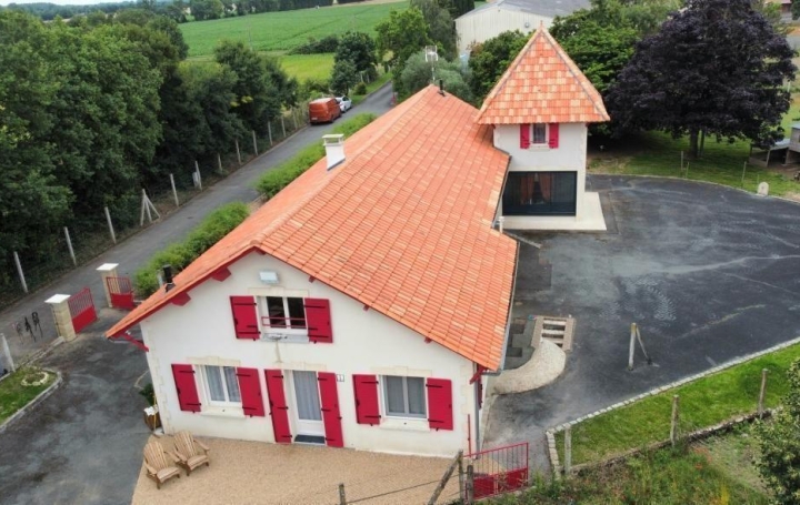 Maison / Villa AIGREFEUILLE-D'AUNIS (17290) 216 m2 499 200 € 