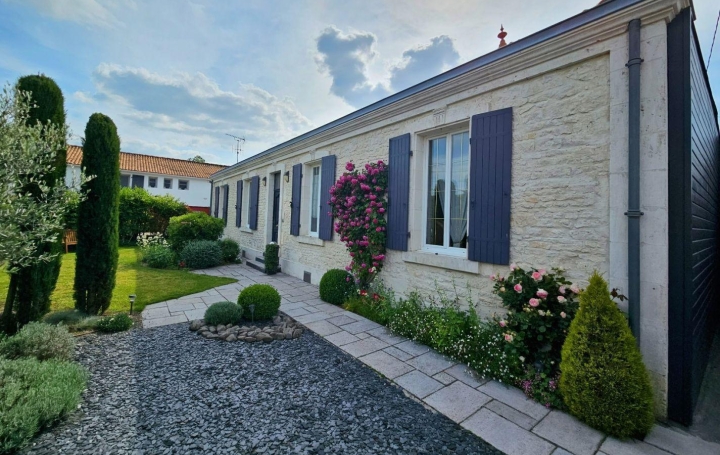 Maison AIGREFEUILLE-D'AUNIS (17290)  137 m2 105 900 € 