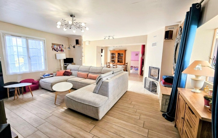 Maison / Villa AIGREFEUILLE-D'AUNIS (17290) 144 m<sup>2</sup> 324 000 € 