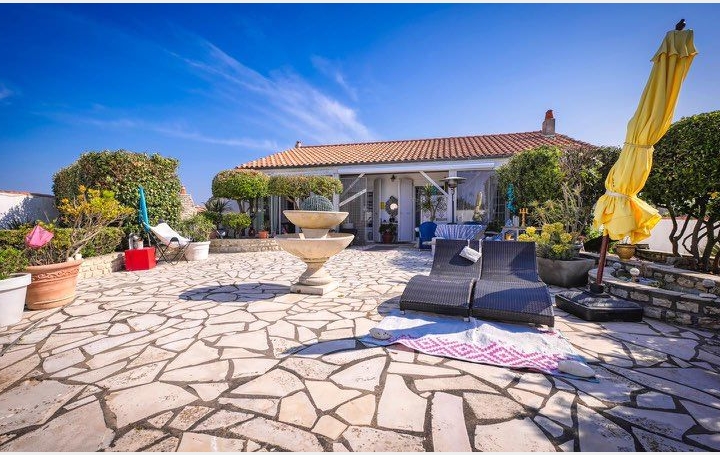 Réseau Immo-diffusion : Propriété  SAINTE-MARIE-DE-RE  216 m2 1 449 000 € 