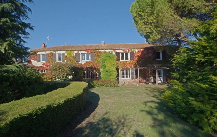 Réseau Immo-diffusion : Maison de village  BALLON  242 m2 399 000 € 