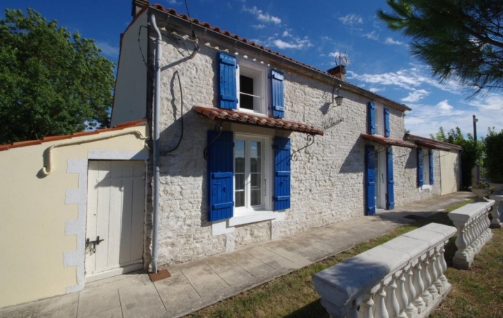 Réseau Immo-diffusion : Maison de village  SAINT-JEAN-DE-LIVERSAY  120 m2 210 000 € 