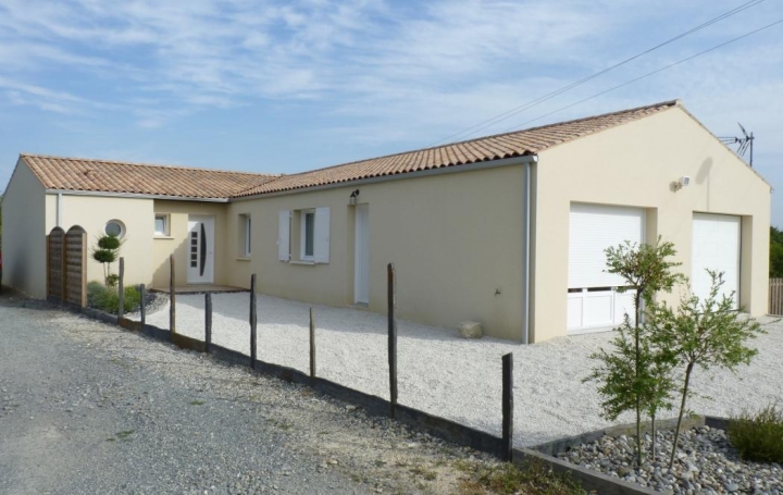 Réseau Immo-diffusion : Maison  SAINT-GEORGES-DU-BOIS  147 m2 232 550 € 