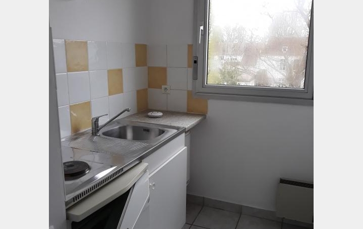 2 Pièces SENS (89100)  39 m2 453 € 
