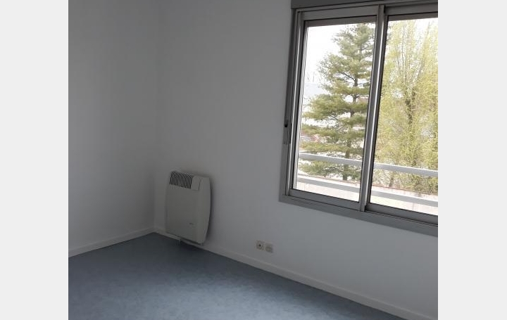2 Pièces SENS (89100)  39 m2 453 € 