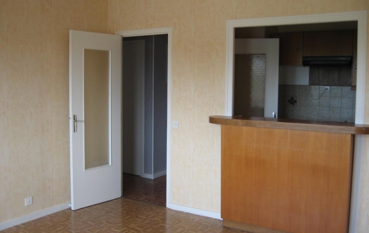 Réseau Immo-diffusion : Appartement P3  SENS  56 m2 510 € 