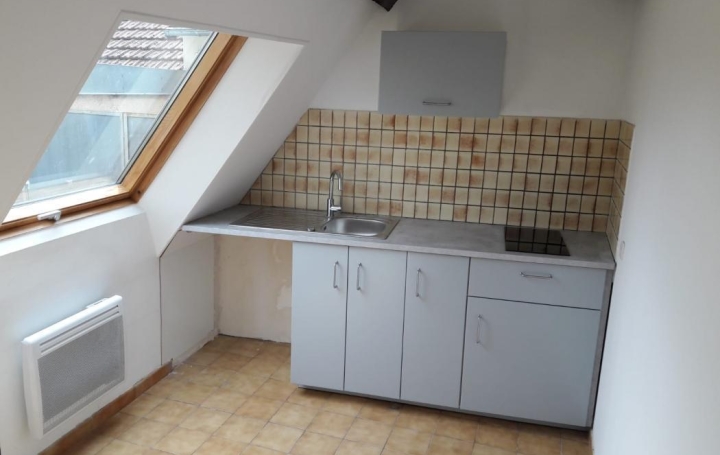 2 Pièces SENS (89100)  30 m2 415 € 