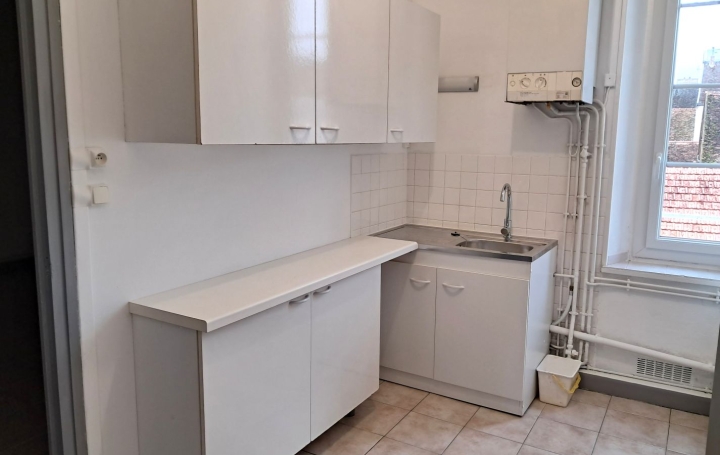 3 Pièces SENS (89100)  51 m2 610 € 