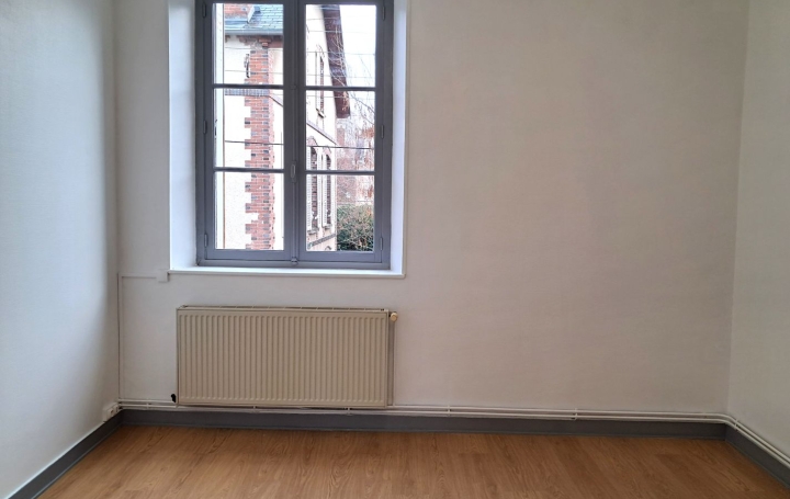 3 Pièces SENS (89100)  51 m2 610 € 