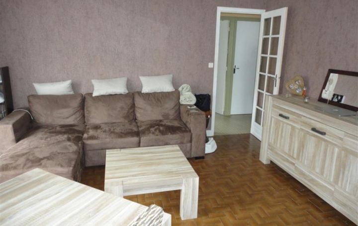 Réseau Immo-diffusion : Appartement P2  SAINT-CLEMENT  50 m2 506 € 