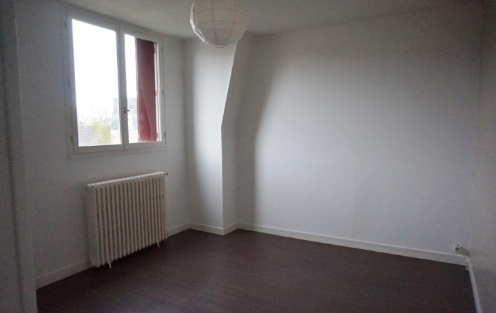 2 Pièces SENS (89100)  50 m2 645 € 