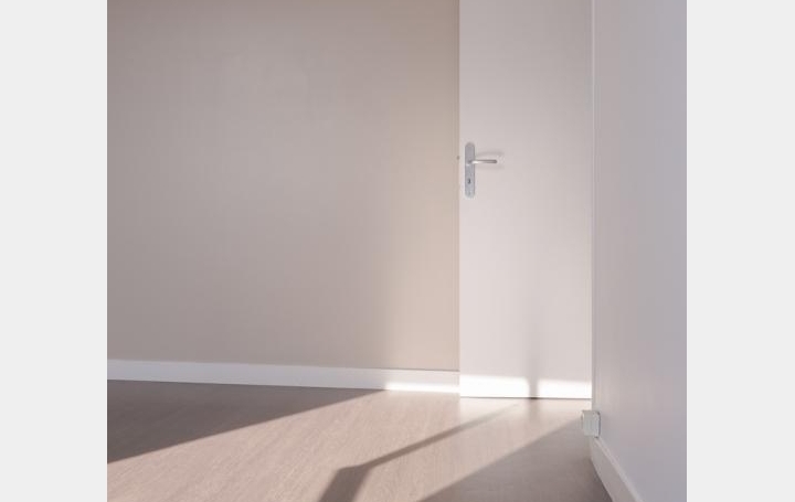 2 Pièces SENS (89100)  50 m2 645 € 