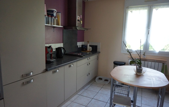 4 Pièces SENS (89100)  97 m2 780 € 