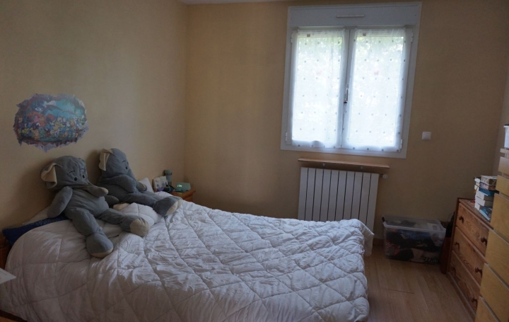 4 Pièces SENS (89100)  97 m2 780 € 
