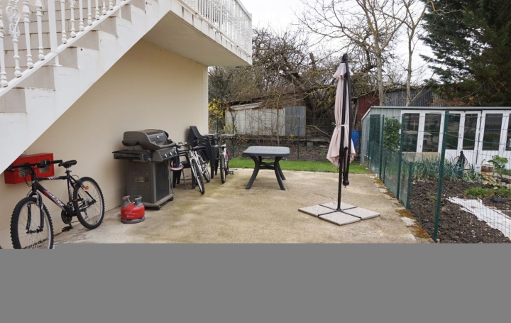 4 Pièces SENS (89100)  97 m2 780 € 