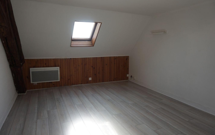 Réseau Immo-diffusion : Appartement P2  SENS  33 m2 410 € 