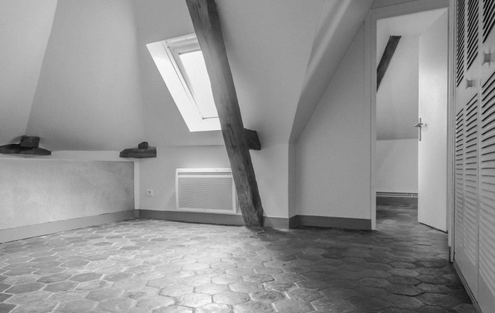 2 Pièces SENS (89100)  29 m2 413 € 