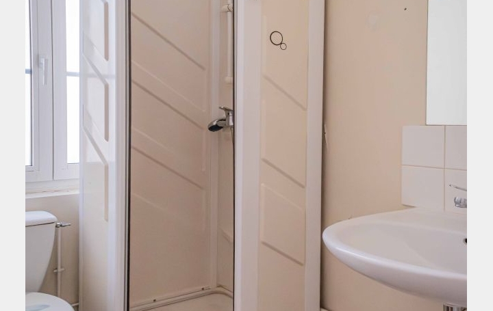 2 Pièces SENS (89100)  39 m2 498 € 