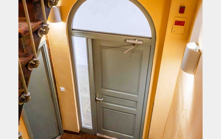 2 Pièces SENS (89100)  39 m2 498 € 