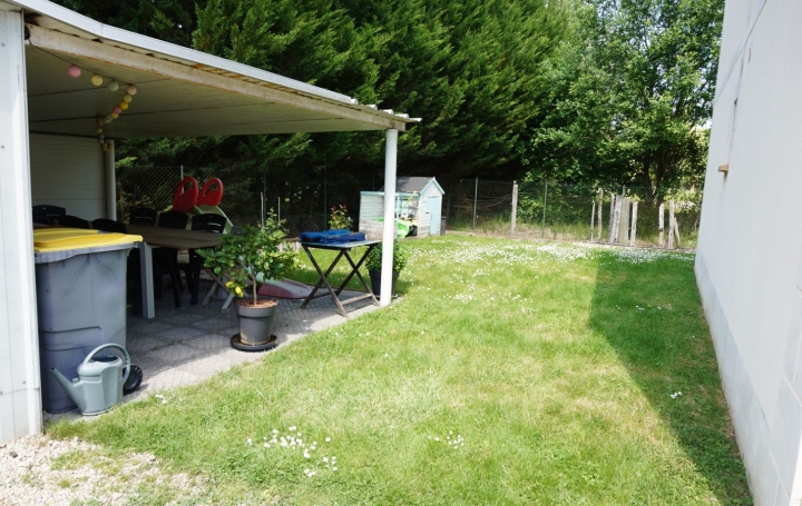 4 Pièces SENS (89100)  99 m2 780 € 