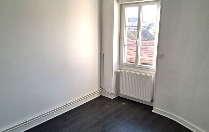 2 Pièces SENS (89100)  42 m2 560 € 