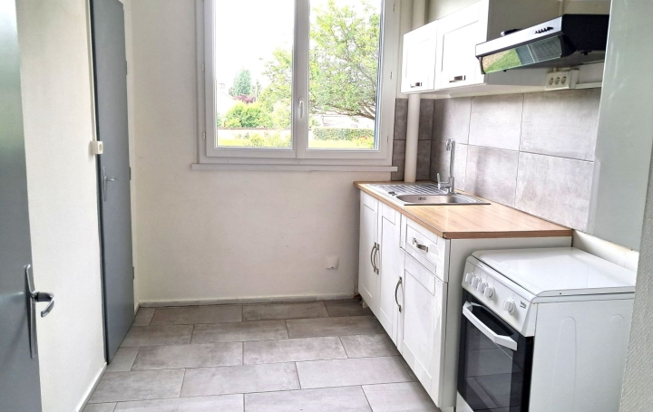 2 Pièces SENS (89100)  46 m2 470 € 