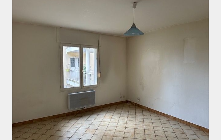 Studio SENS (89100)  24 m2 44 500 € 