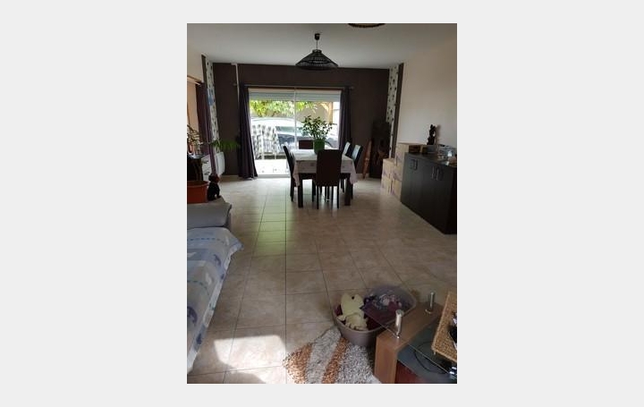 Réseau Immo-diffusion : Maison  CLESLES  100 m2 650 € 